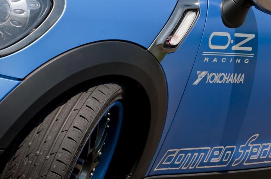  Mini Cooper Countryman Anniversario by Romeo Ferraris 2011 года  (фото 5 из 20)
